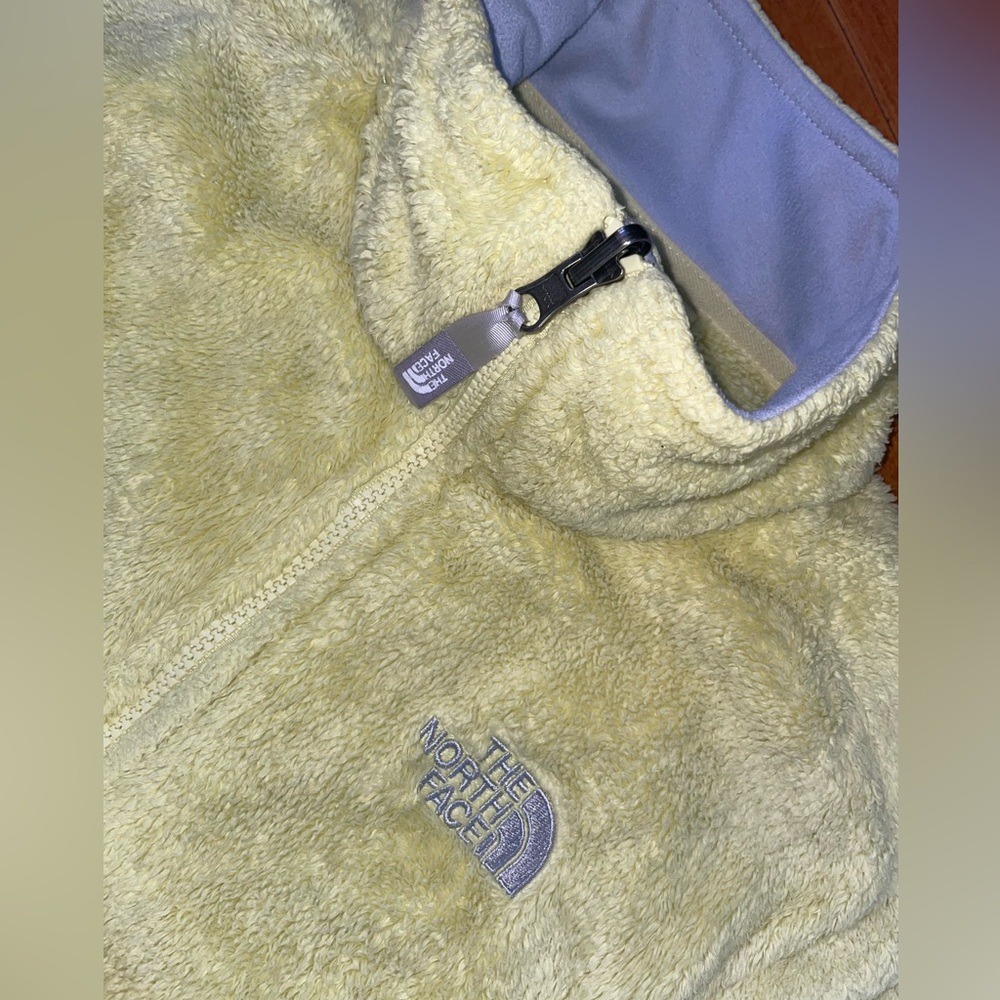 The North Face Light Yellow Fleece Jacket - Picture 6 of 15